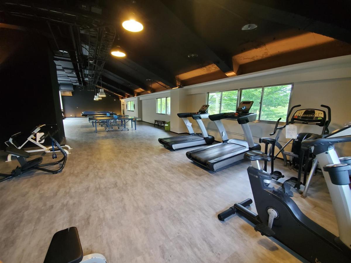Parkview Hotels & Resorts Città di Hualien Esterno foto The gym at the Student Life Center