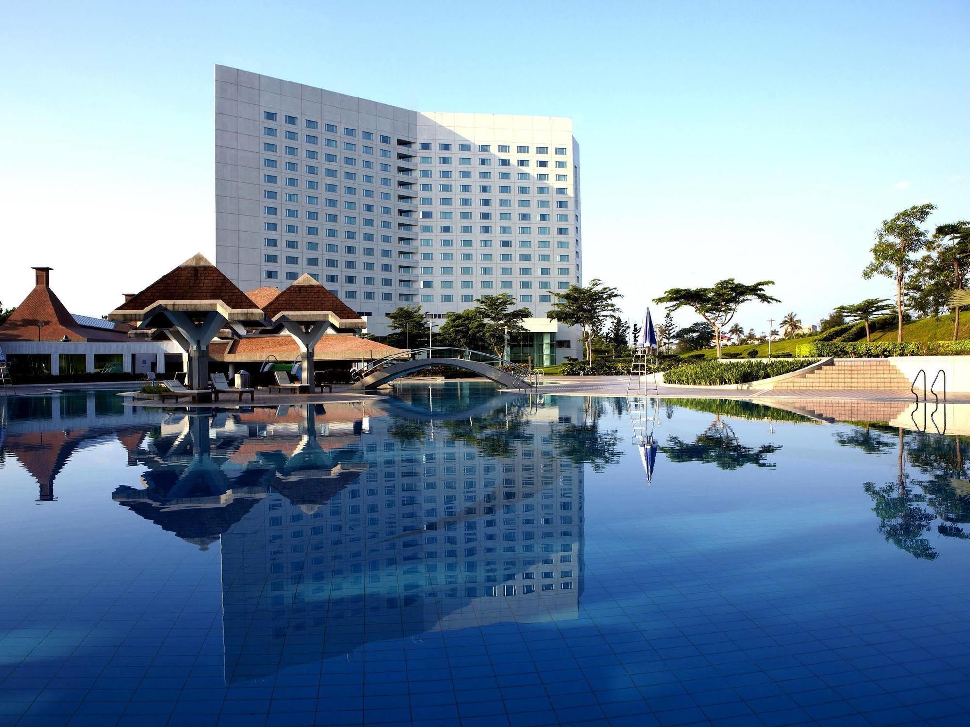 Parkview Hotels & Resorts Città di Hualien Esterno foto The hotel's main building